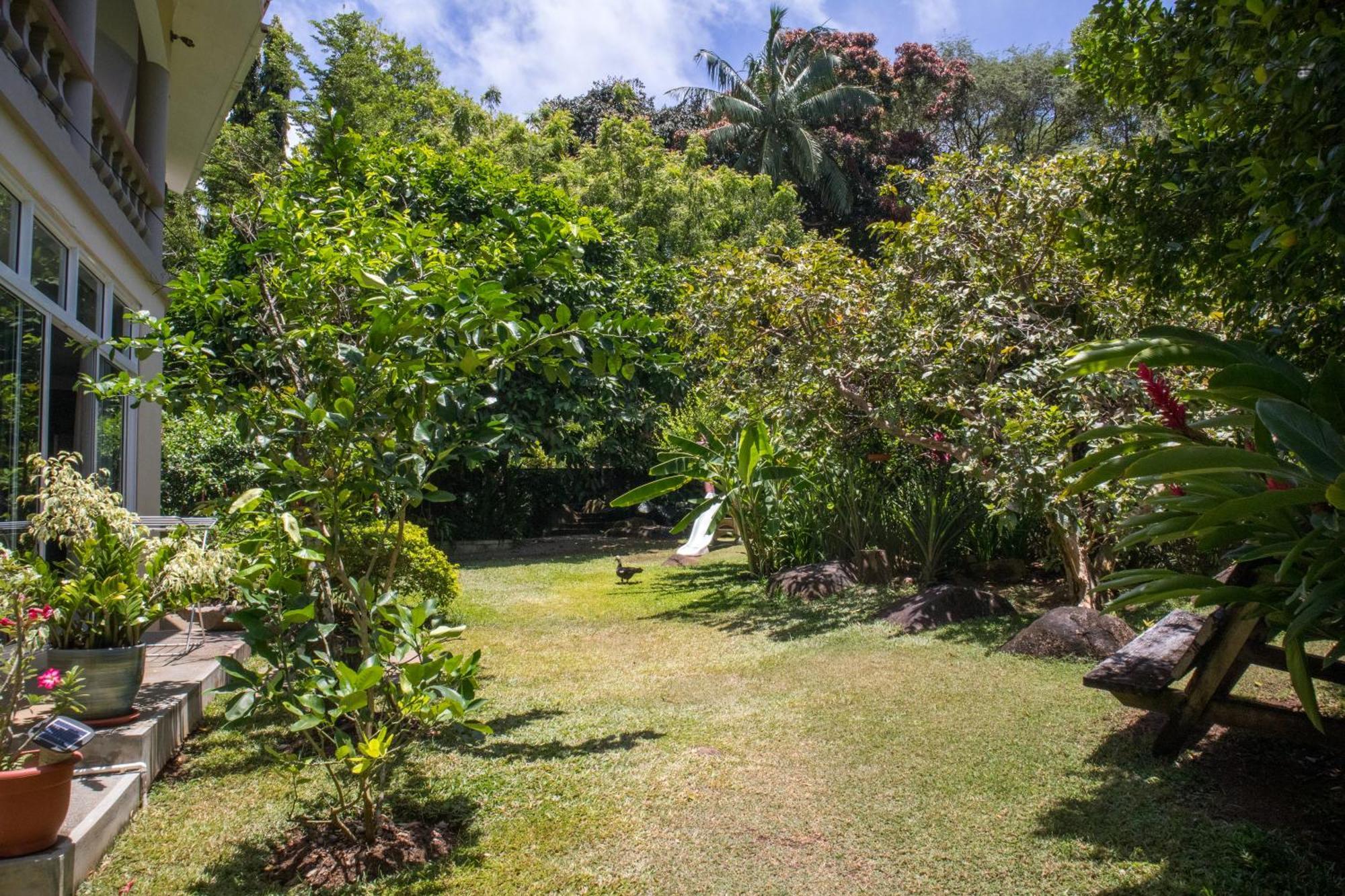 Domaine Desaubin Luxury Villas Takamaka Exterior photo